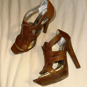 Brown Women’s Heels 6.5